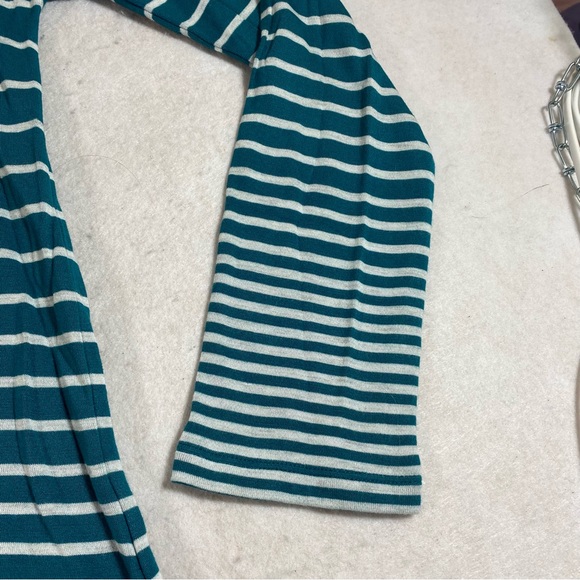 Calvin Klein Jeans Shirt Top Long Sleeve Scoop Neckline Woman’s striped Blouse - Picture 4 of 9